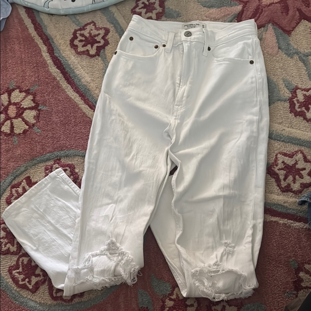 Abercrombie - Ankle Straight Ultra High Rise